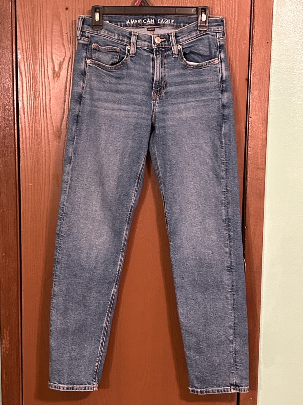 Women’s AEO “90’s Straight” Jeans